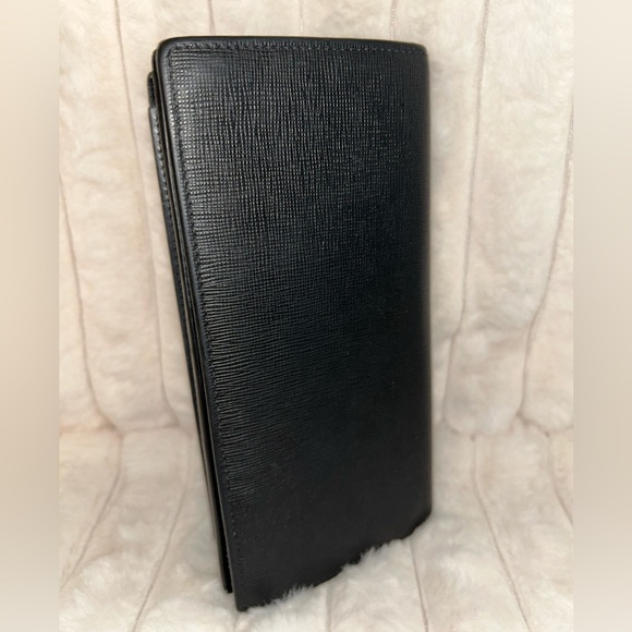 Fendi Black Saffiano Leather Travel Wallet - Made in Italy, 12 Card Slots - Picture 6 of 10